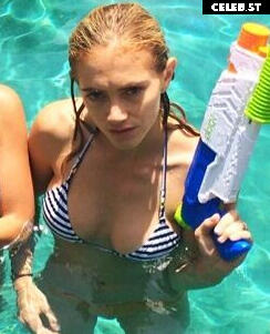 Emily Wickersham Image 2120469