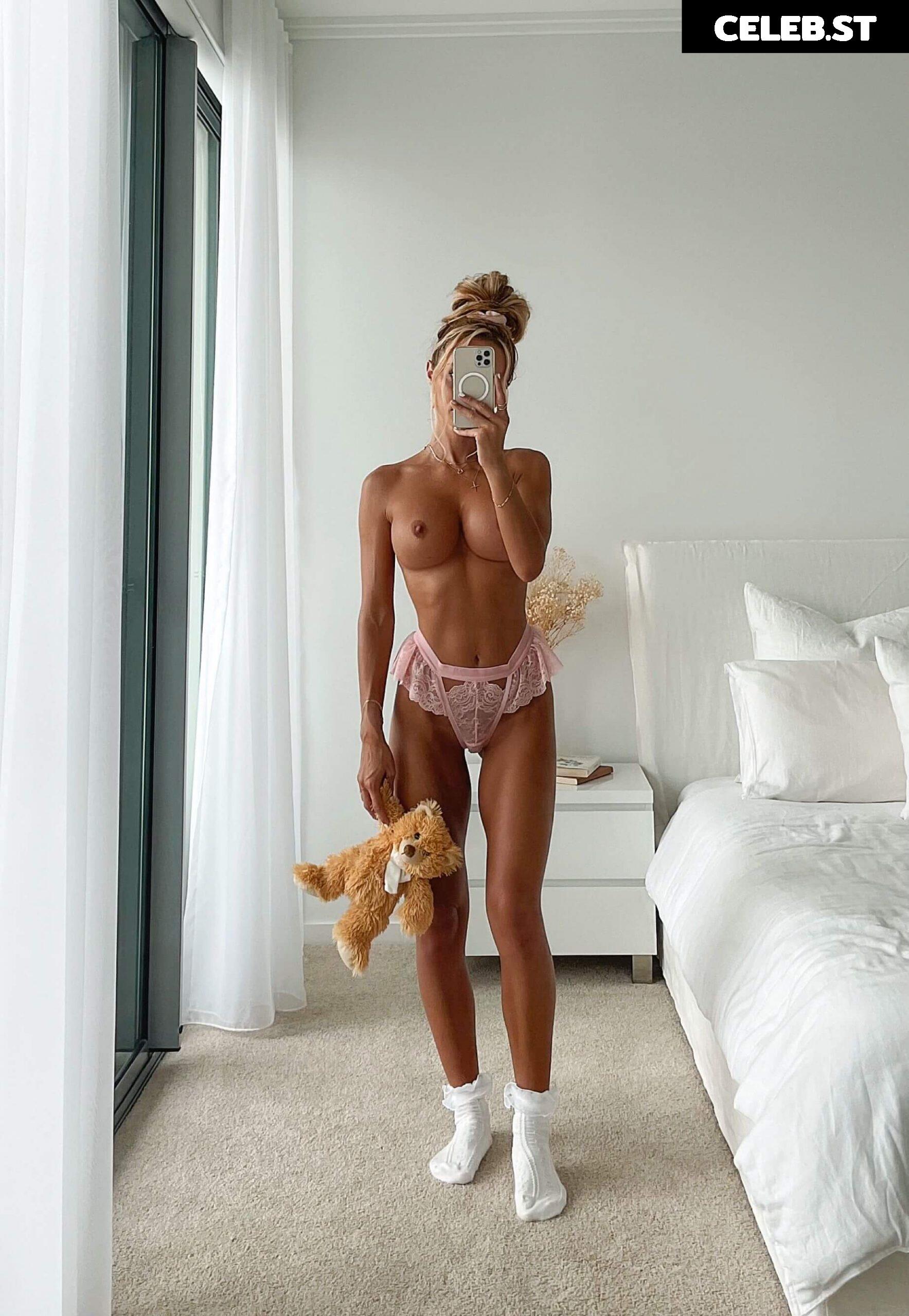 Abby Dowse Image 2120429