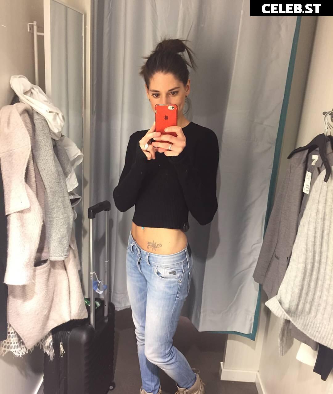 Cyndie Allemann Image 2120695