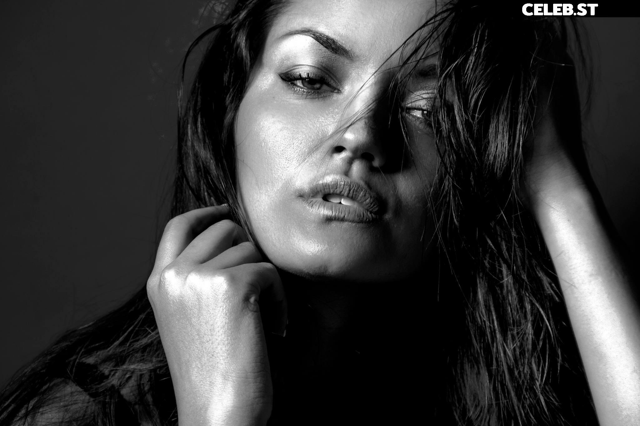 Nadina Vallina Image 2129419