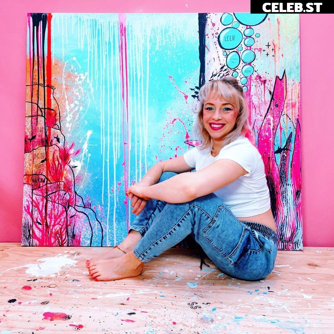 Miss Allie Image 2129113