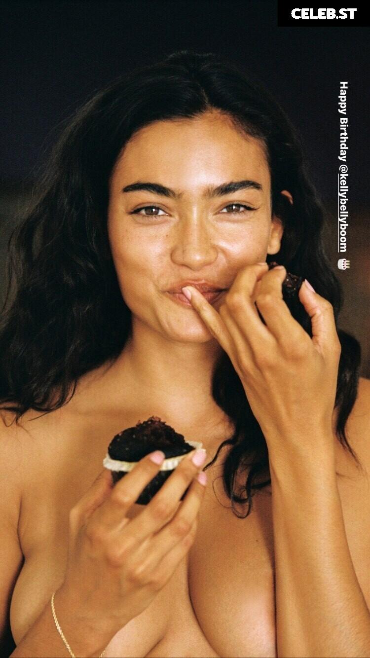 Kelly Gale Image 2115444