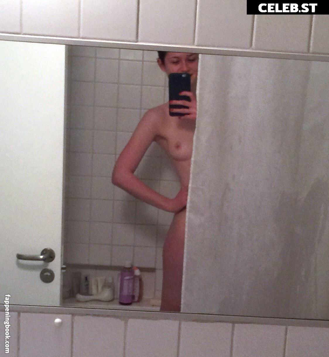 Bonnie Wright Image 2116316