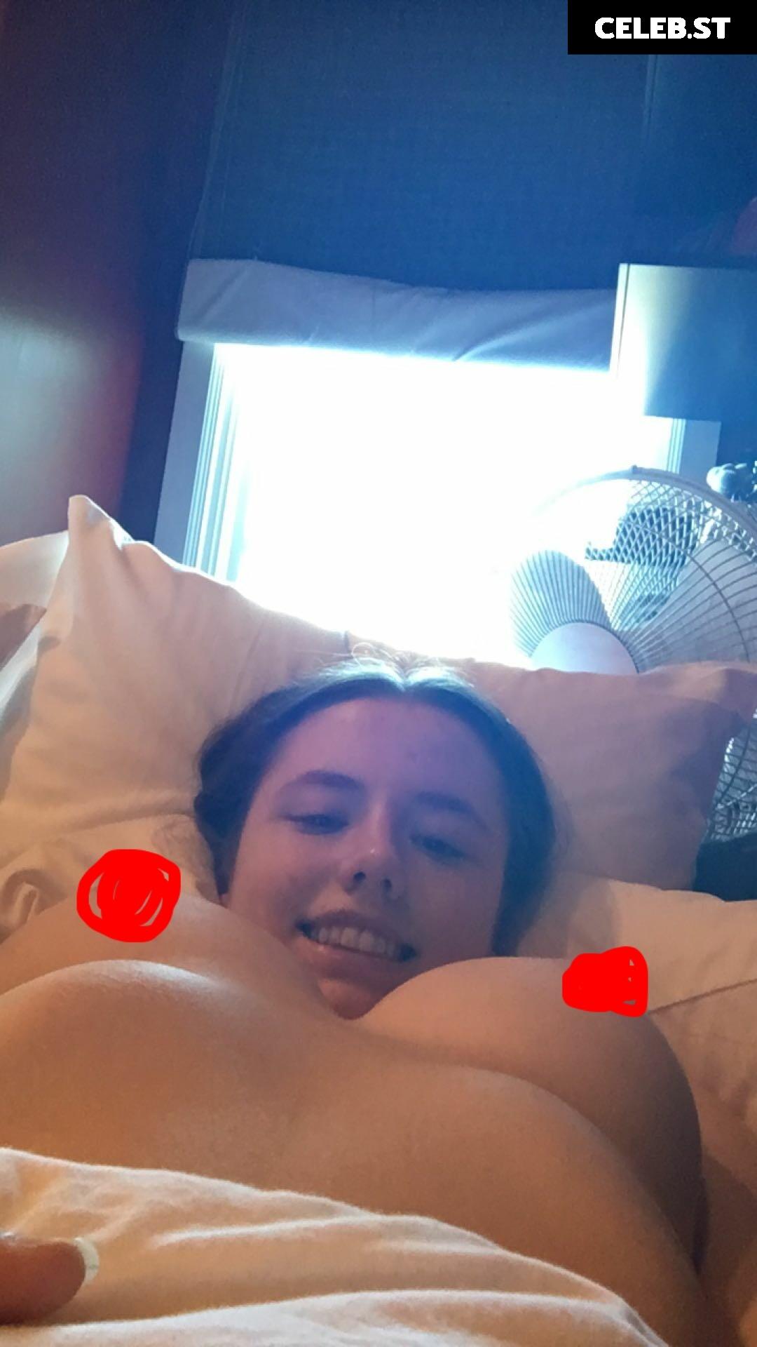 Lily Mo Sheen Image 2117804