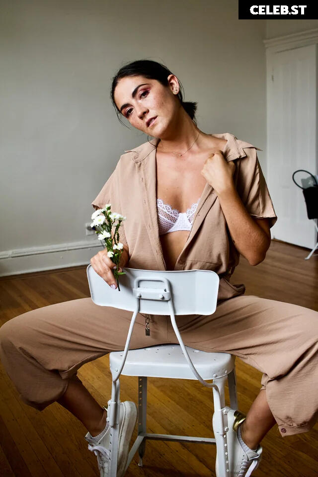 Isabelle Fuhrman Image 2114295