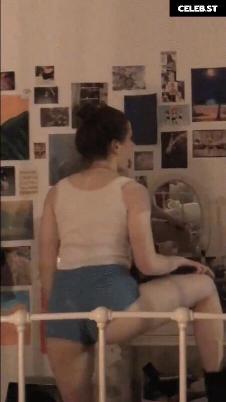 Lily Mo Sheen Image 2114240