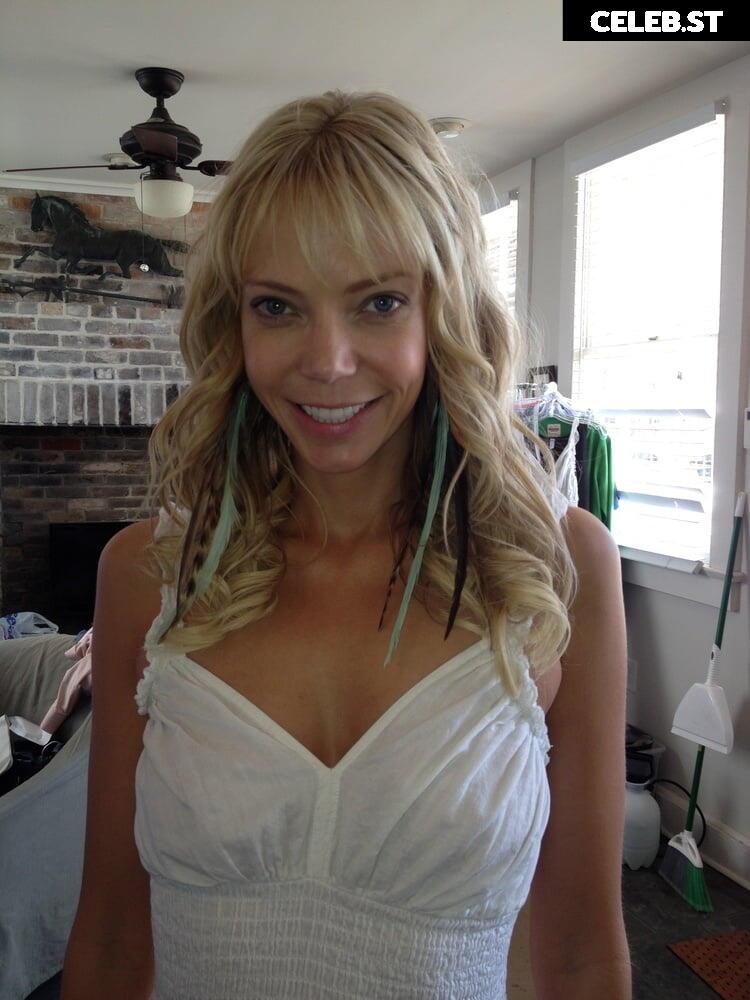 Riki Lindhome Image 2111543