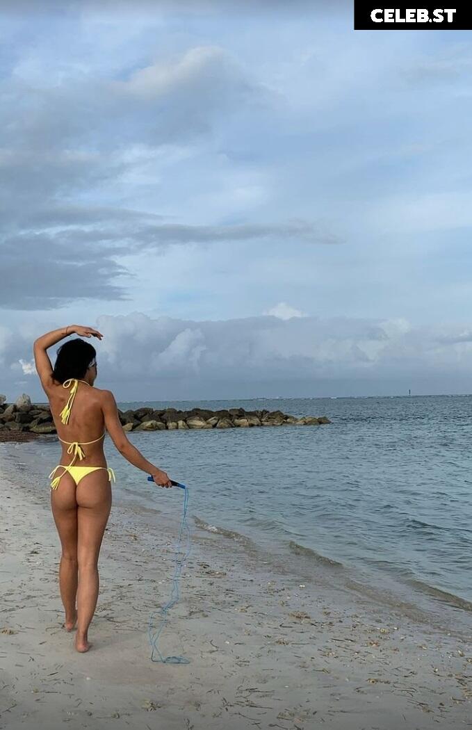 Yovanna Ventura Image 2111536