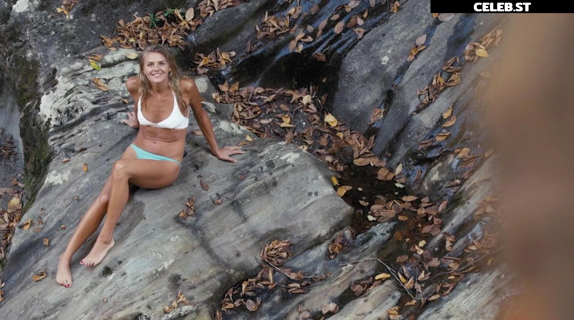 Eliza Coupe Image 2111376