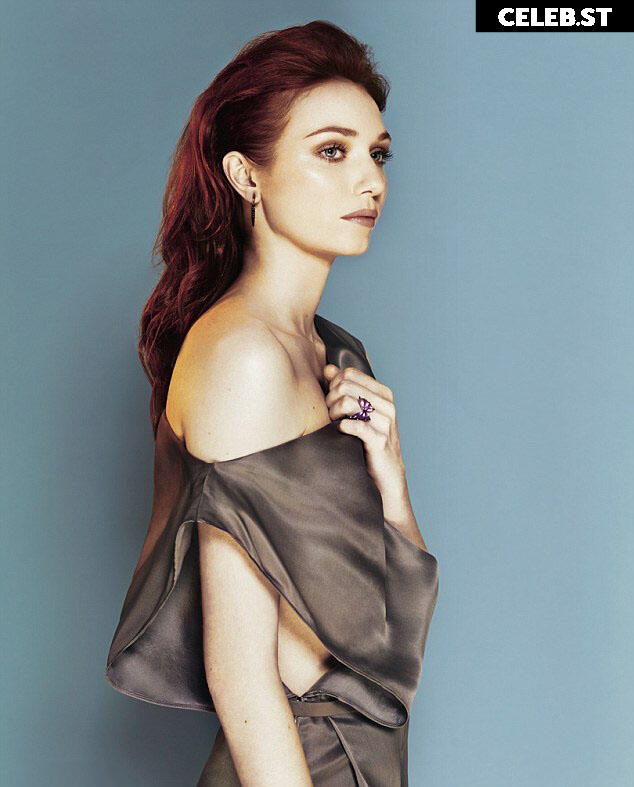 Eleanor Tomlinson Image 2112641
