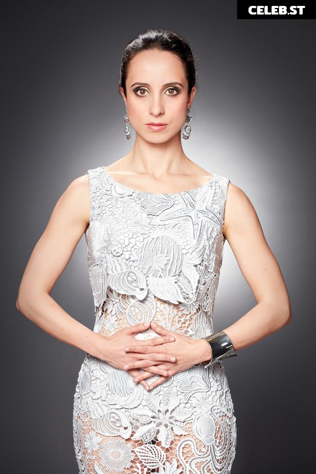 Stephanie Stumph Image 2112373