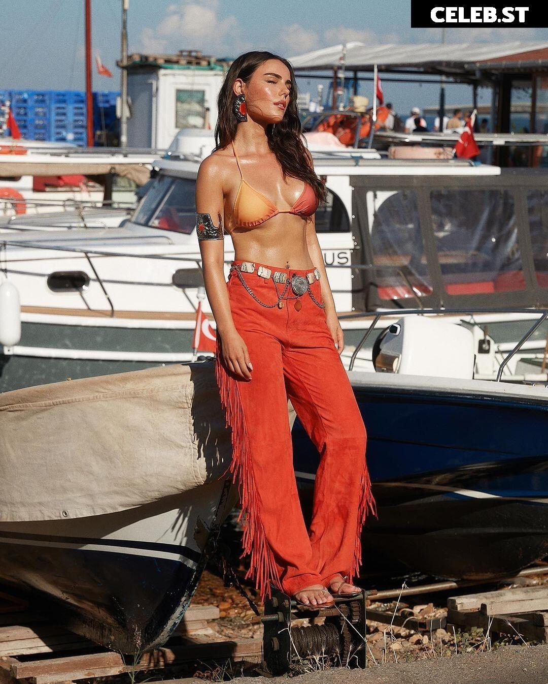 Özgü Kaya Image 2113072