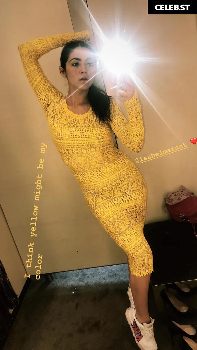 Isabelle Fuhrman Image 2113958