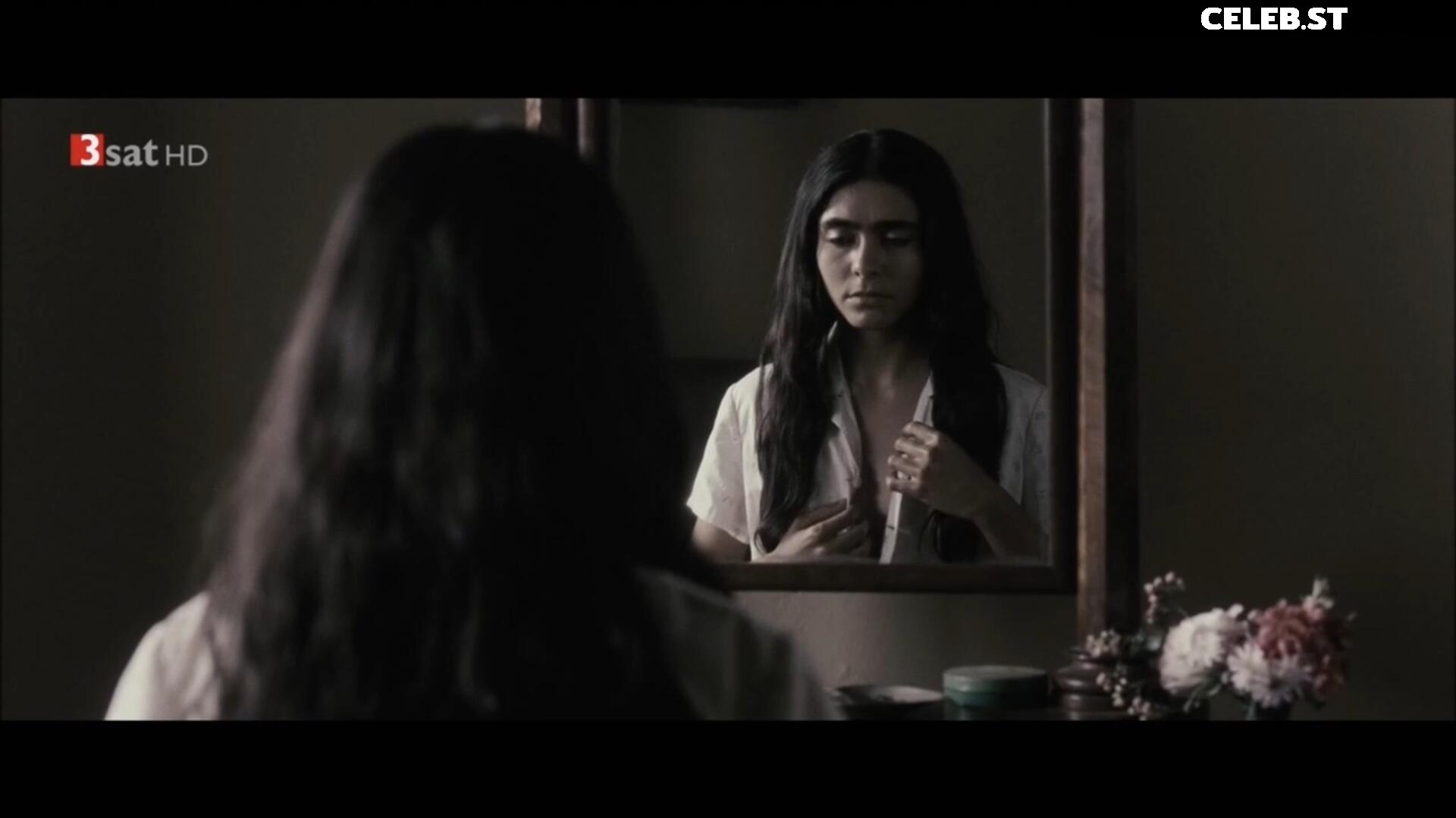 Pegah Ferydoni Image 2110183