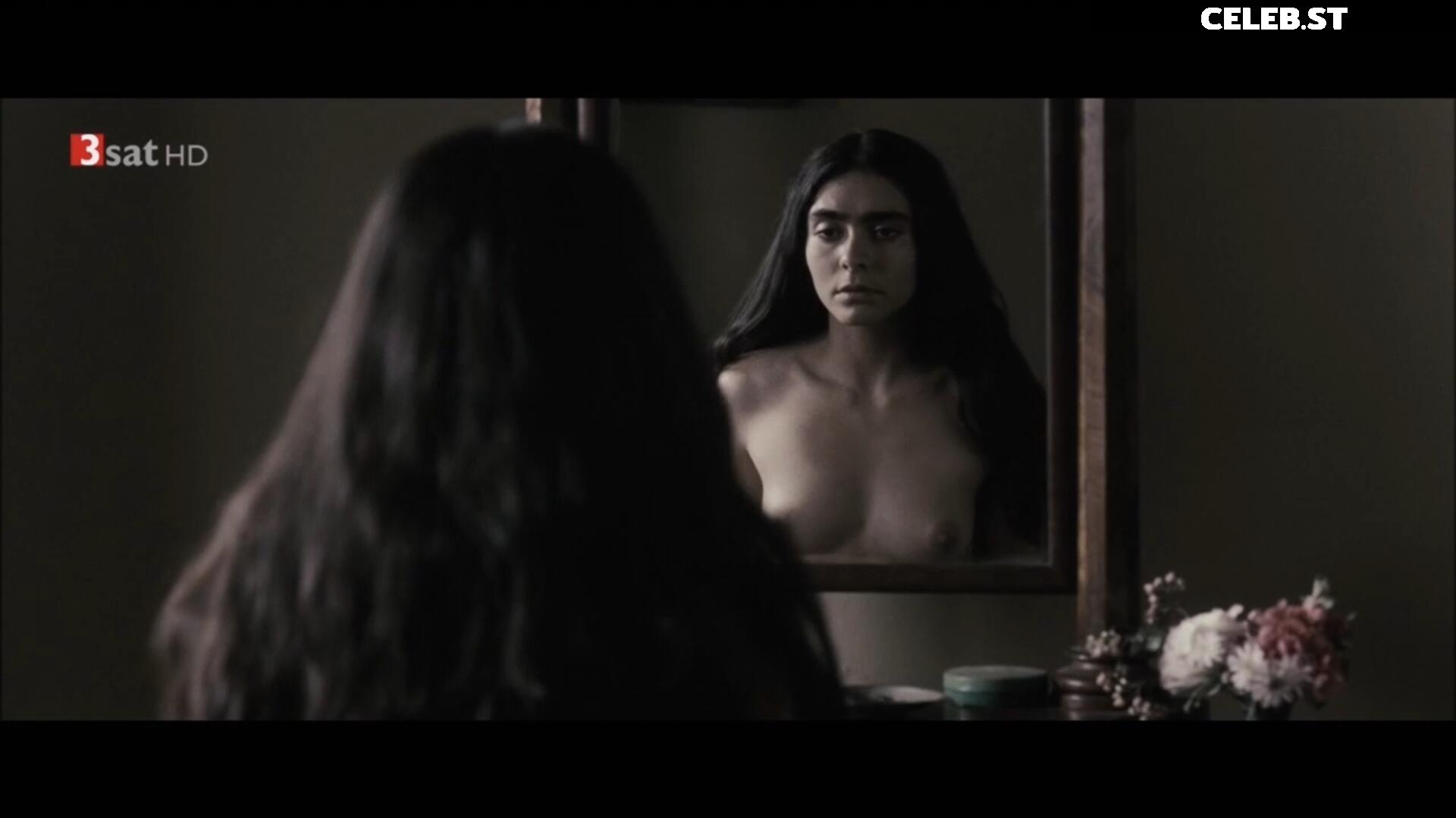 Pegah Ferydoni Image 2110352