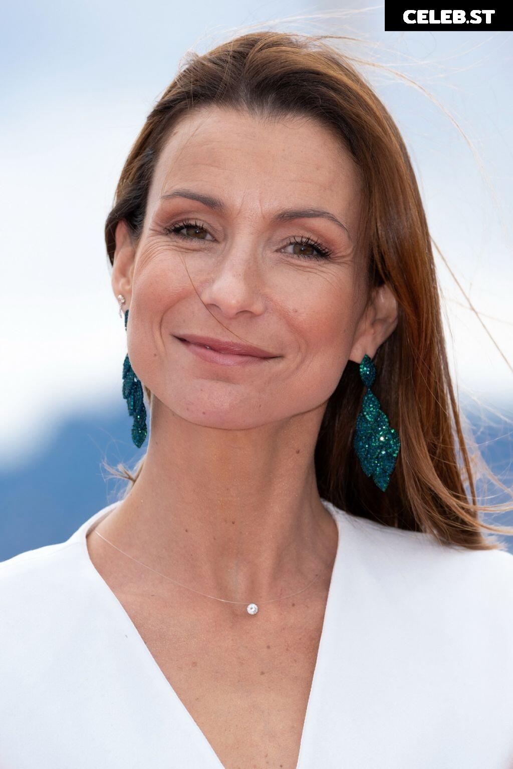 Jennifer Lauret Image 2110348