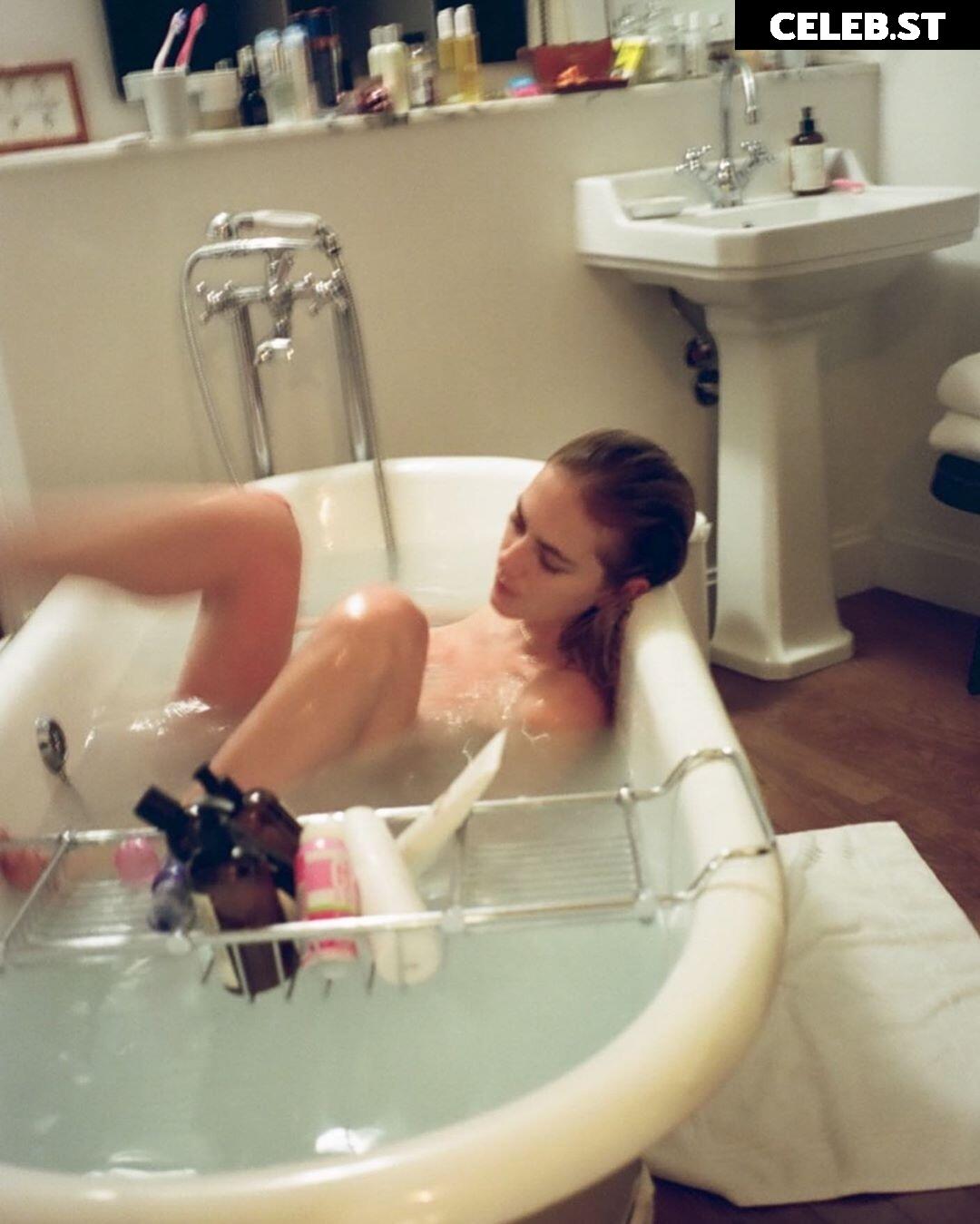 Emily Wickersham Image 2119631
