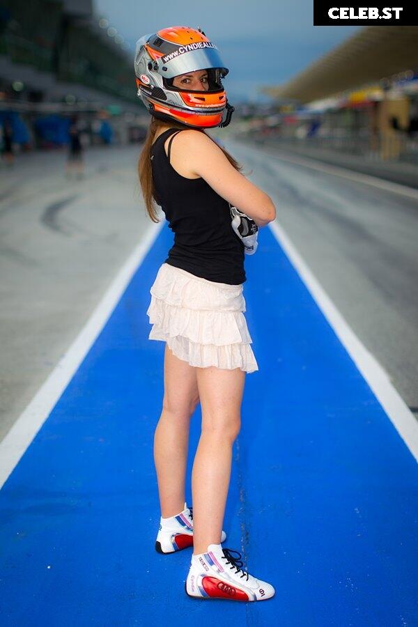 Cyndie Allemann Image 2119041