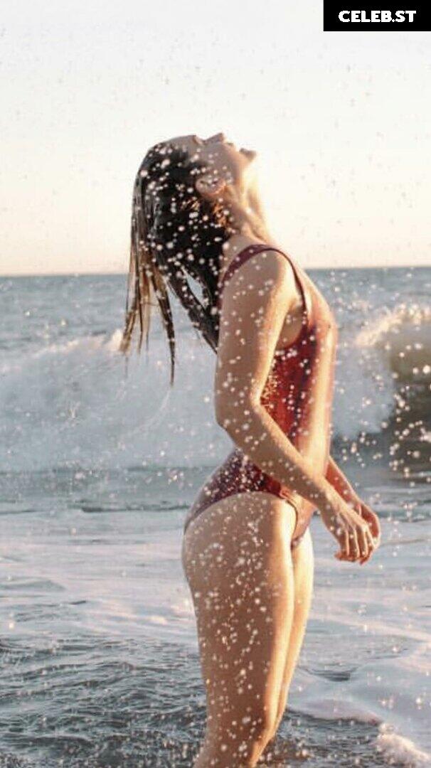 Bonnie Wright Image 2118562