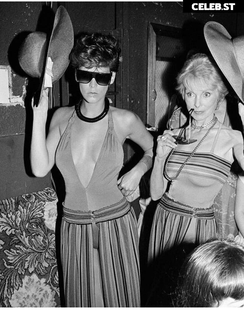Jamie Lee Curtis Image 2118449