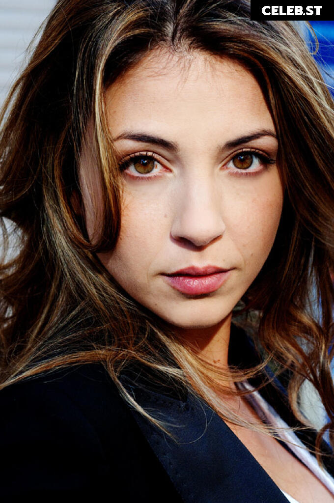 Arzu Bazman Image 2105309