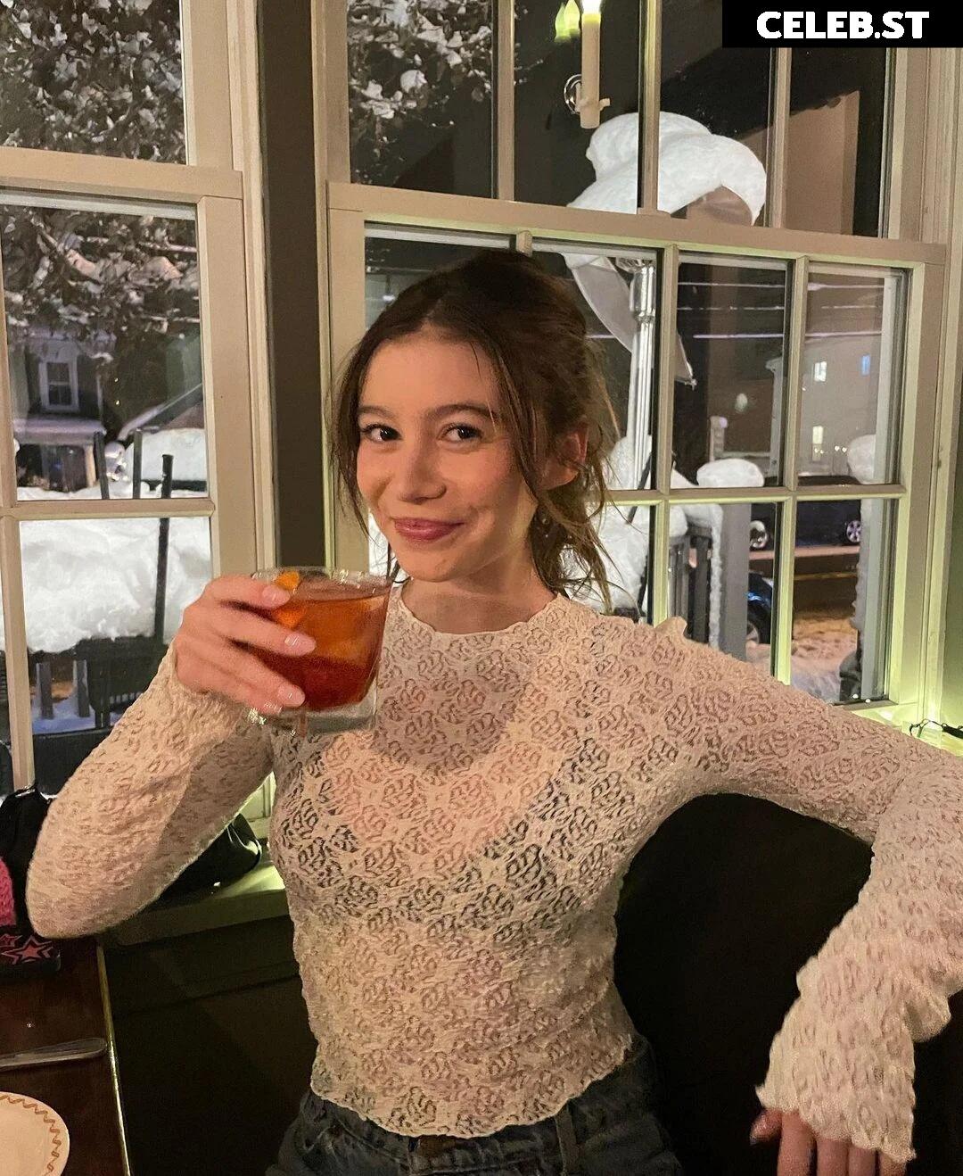 Genevieve Hannelius Image 2105940