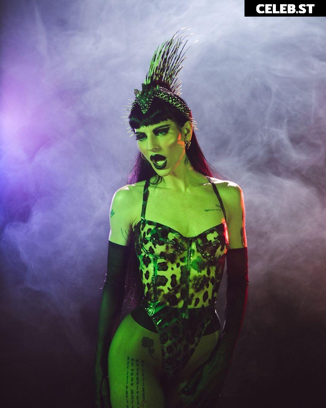 Lilith Czar/Juliet Simms Image 2106144