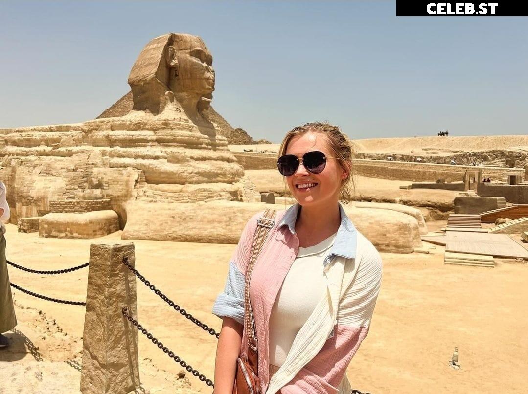 Eliza Taylor Image 2107928