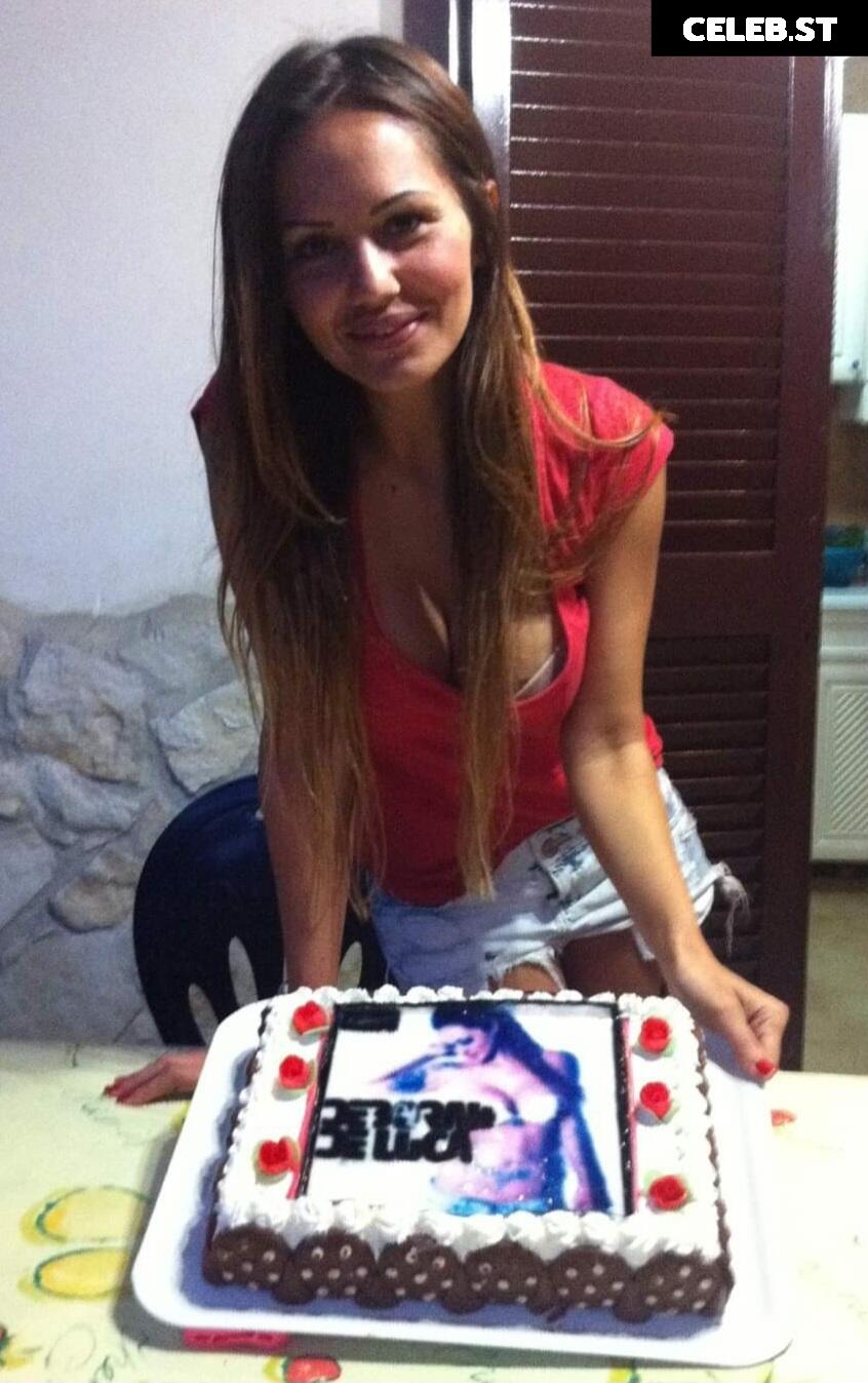 Deborah De Luca Image 2104362