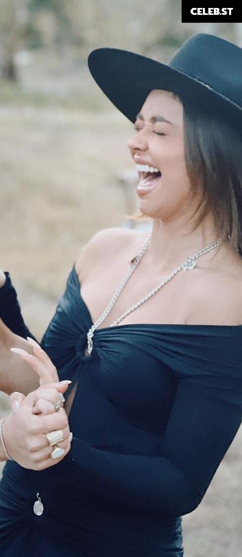 Sarah Hyland Image 2104270