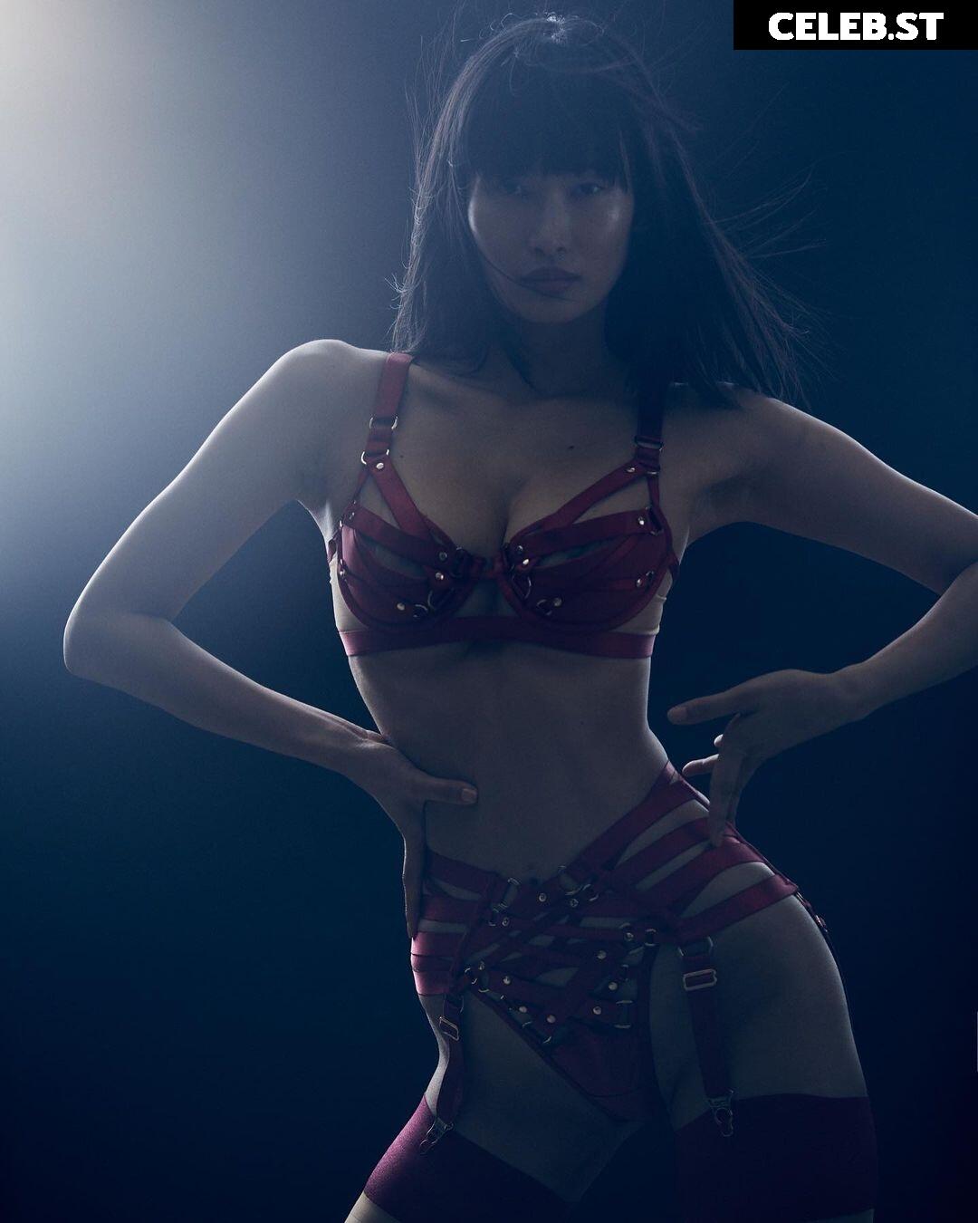Miki Hamano Image 2101910