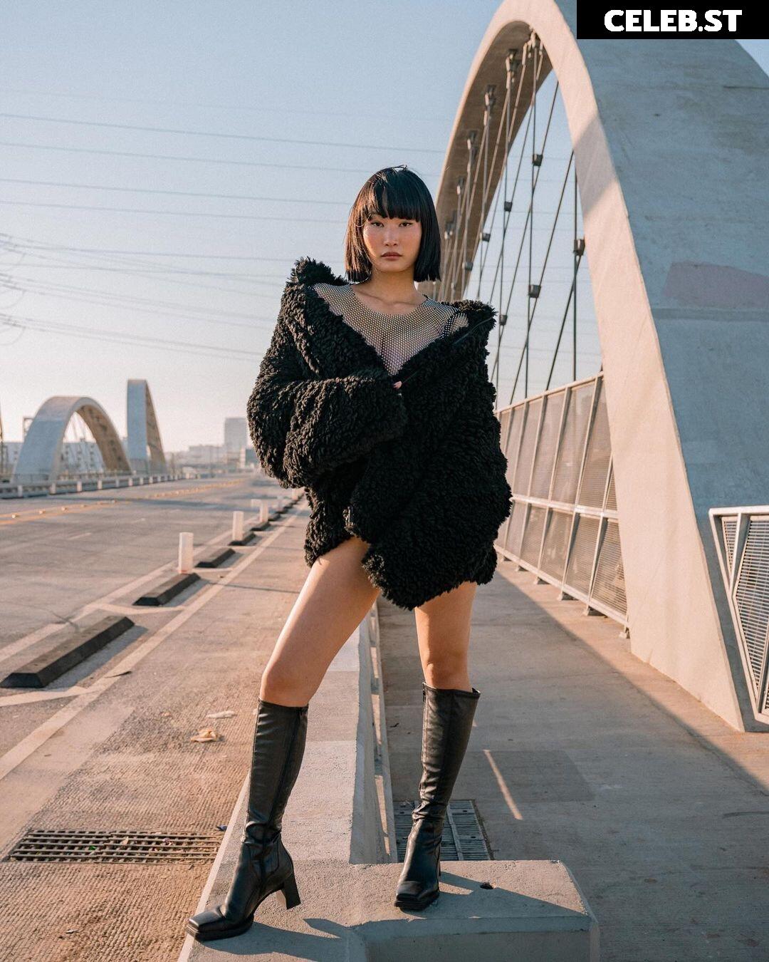 Miki Hamano Image 2102406