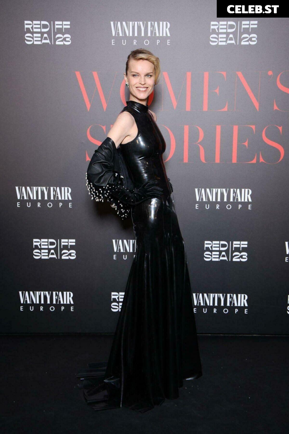 Eva Herzigová Image 2102034