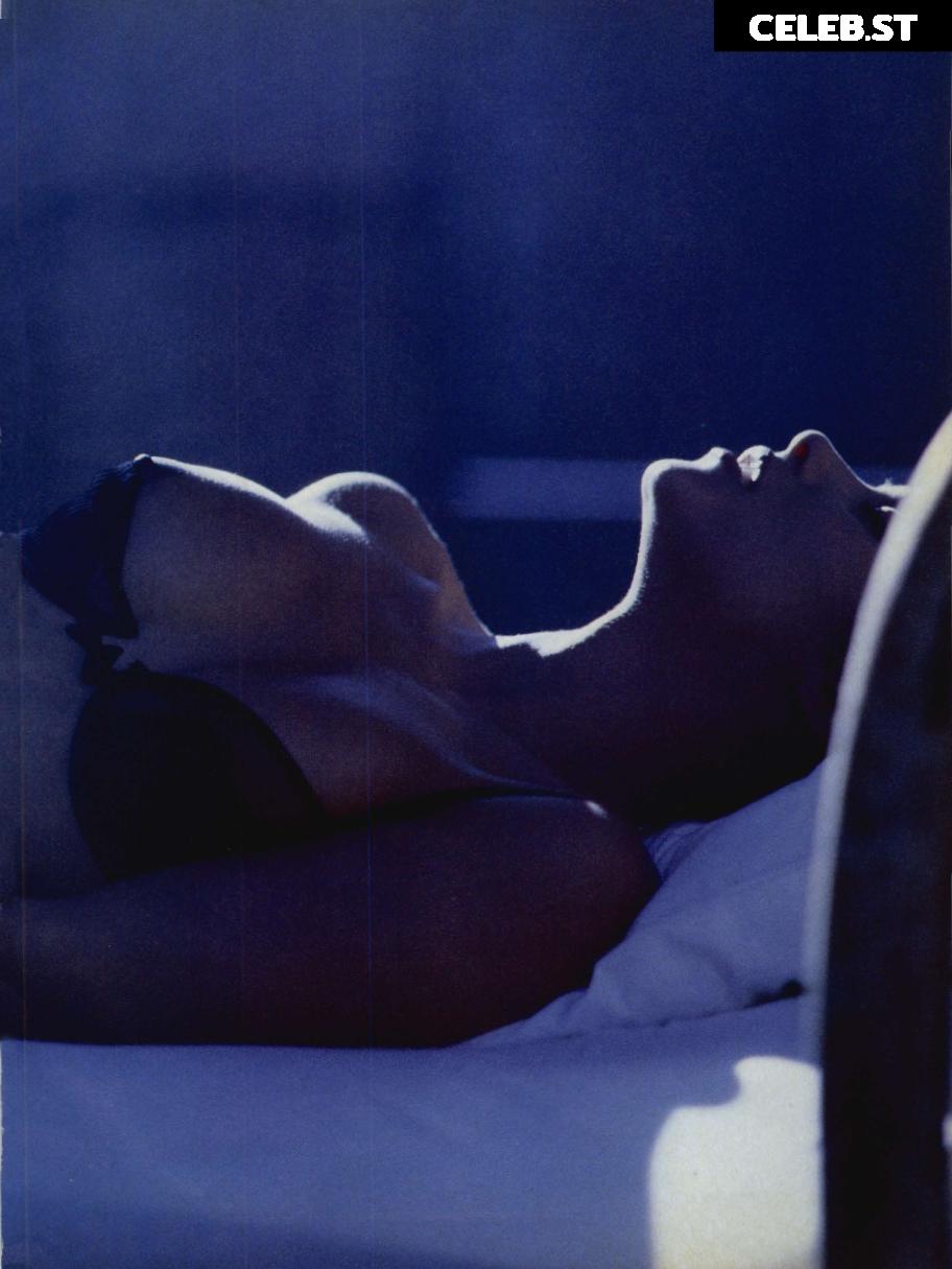 Vanity Image 2109693