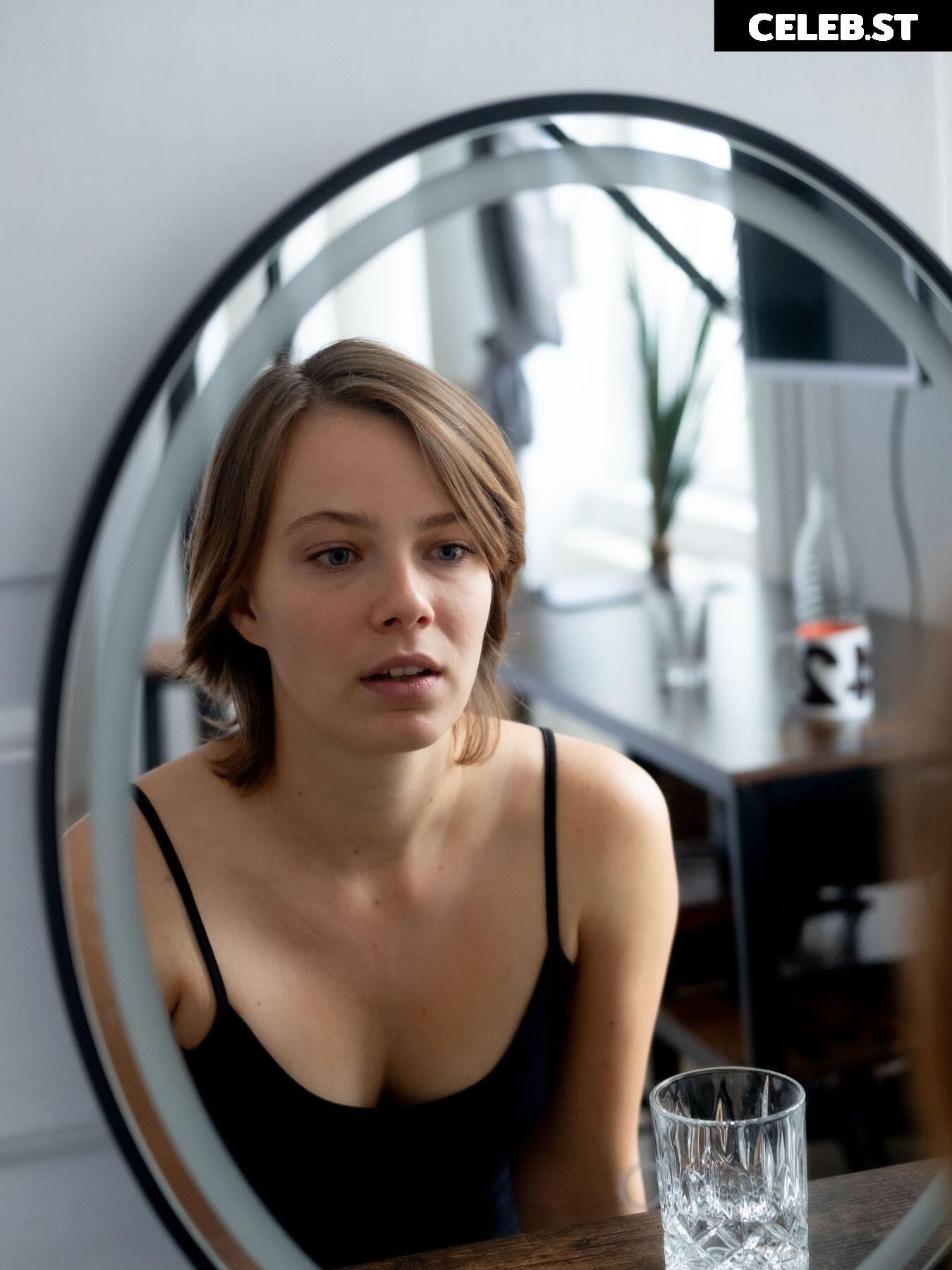 Saskia Rosendahl Image 2109396