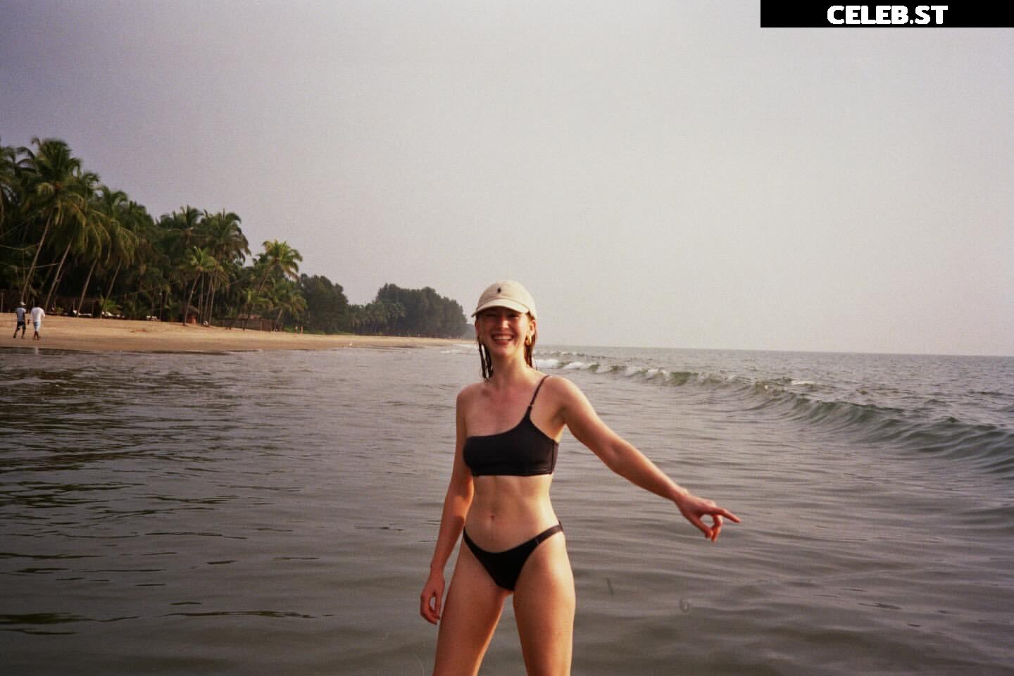 Gina Alice Stiebitz Image 2108753