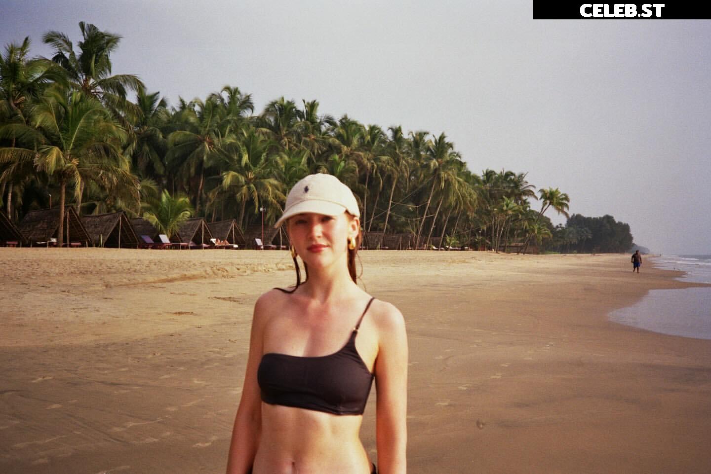 Gina Alice Stiebitz Image 2108721