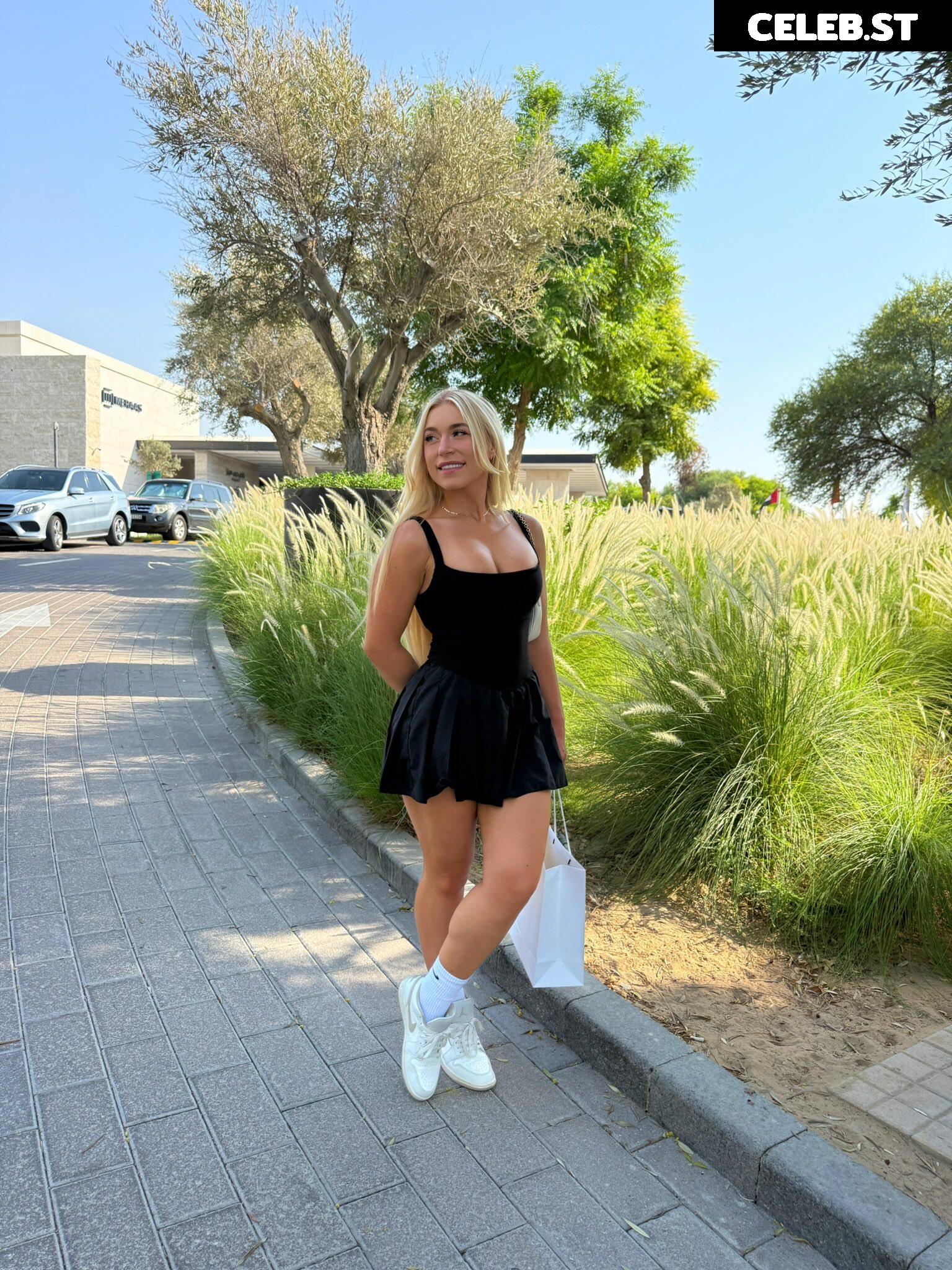 Elle Brooke Image 21081004