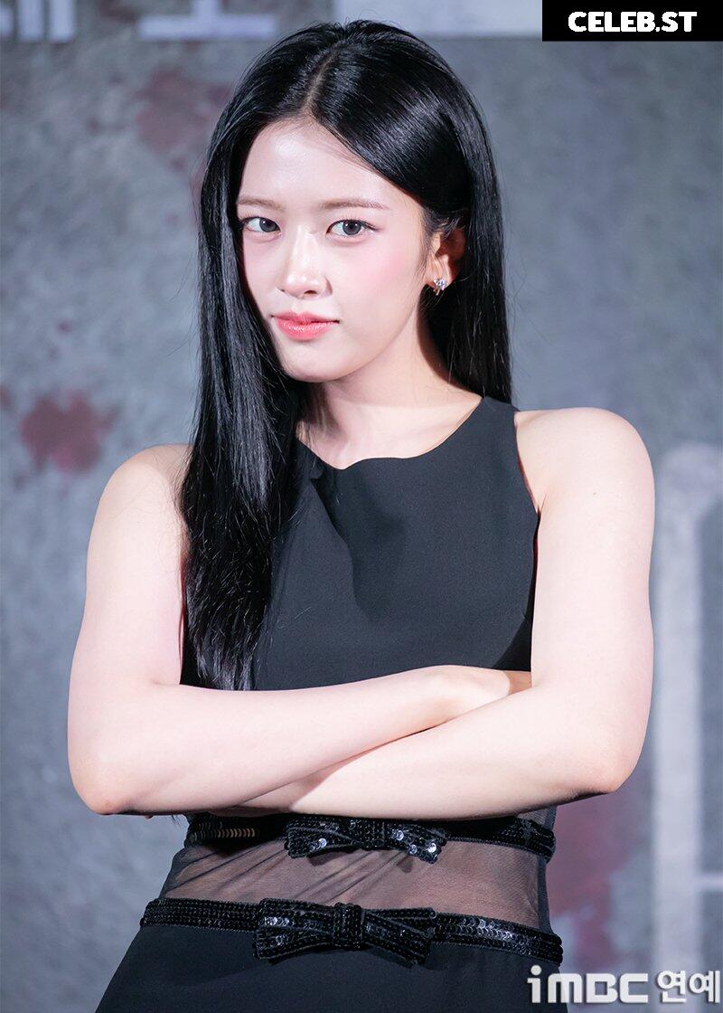 An Yujin 안유진 | (An) IVE Image 22958914