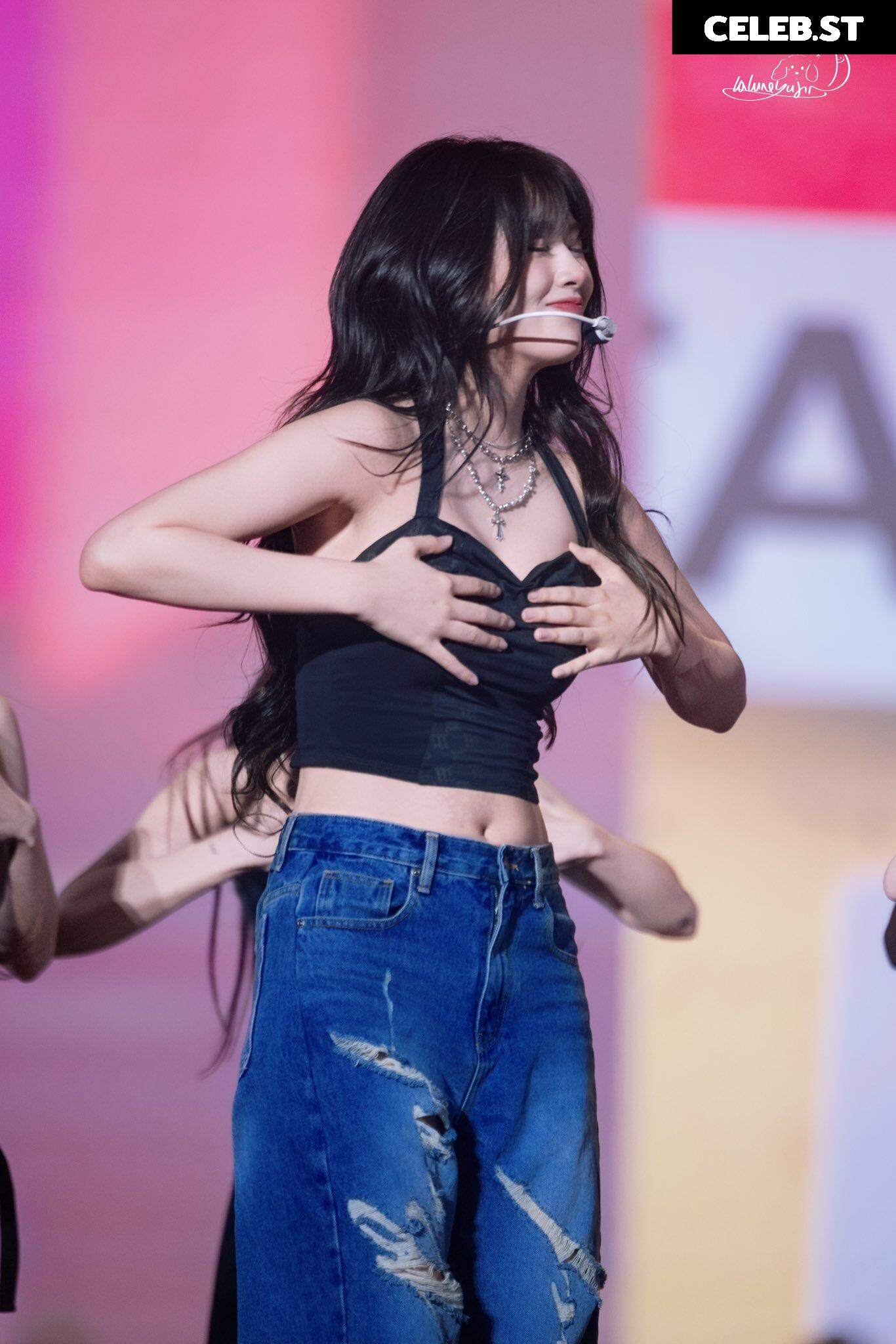 An Yujin 안유진 | (An) IVE Image 22958850