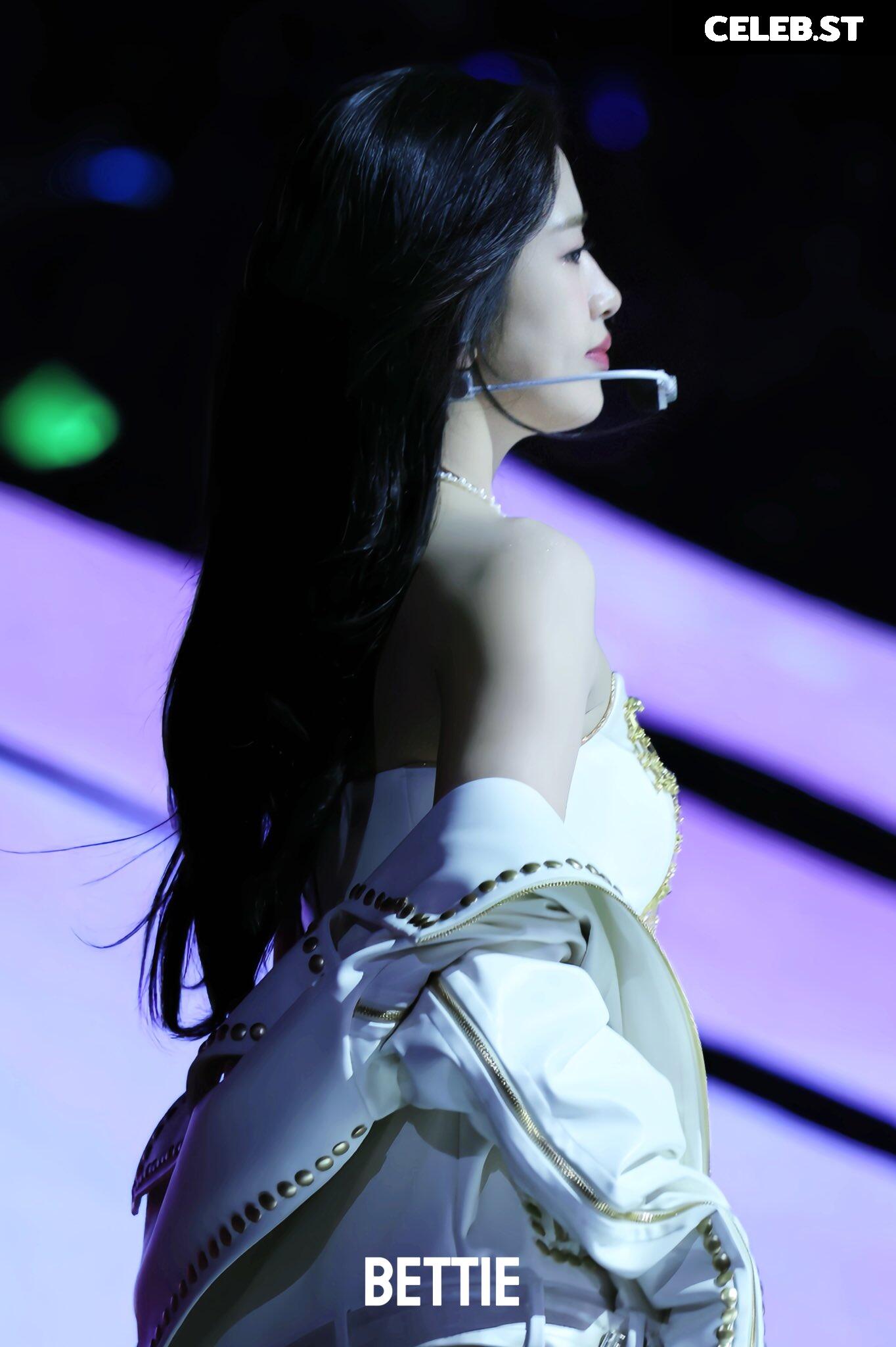 An Yujin 안유진 | (An) IVE Image 22958764