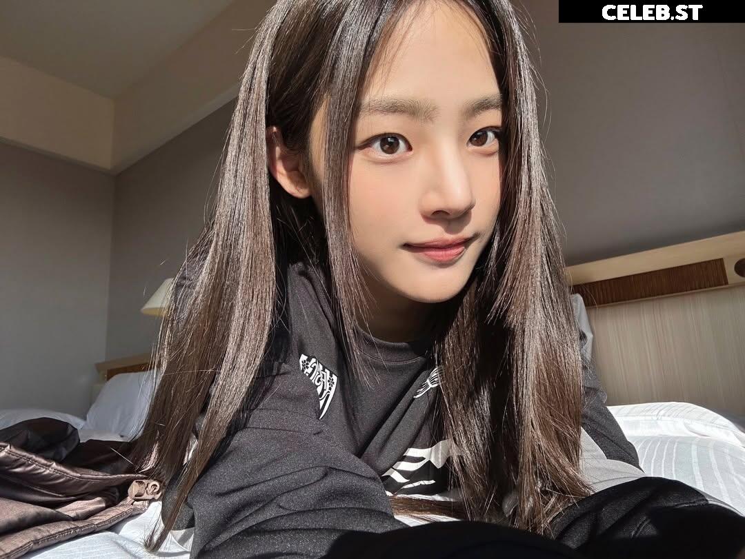 Minji (NewJeans) Image 22955914