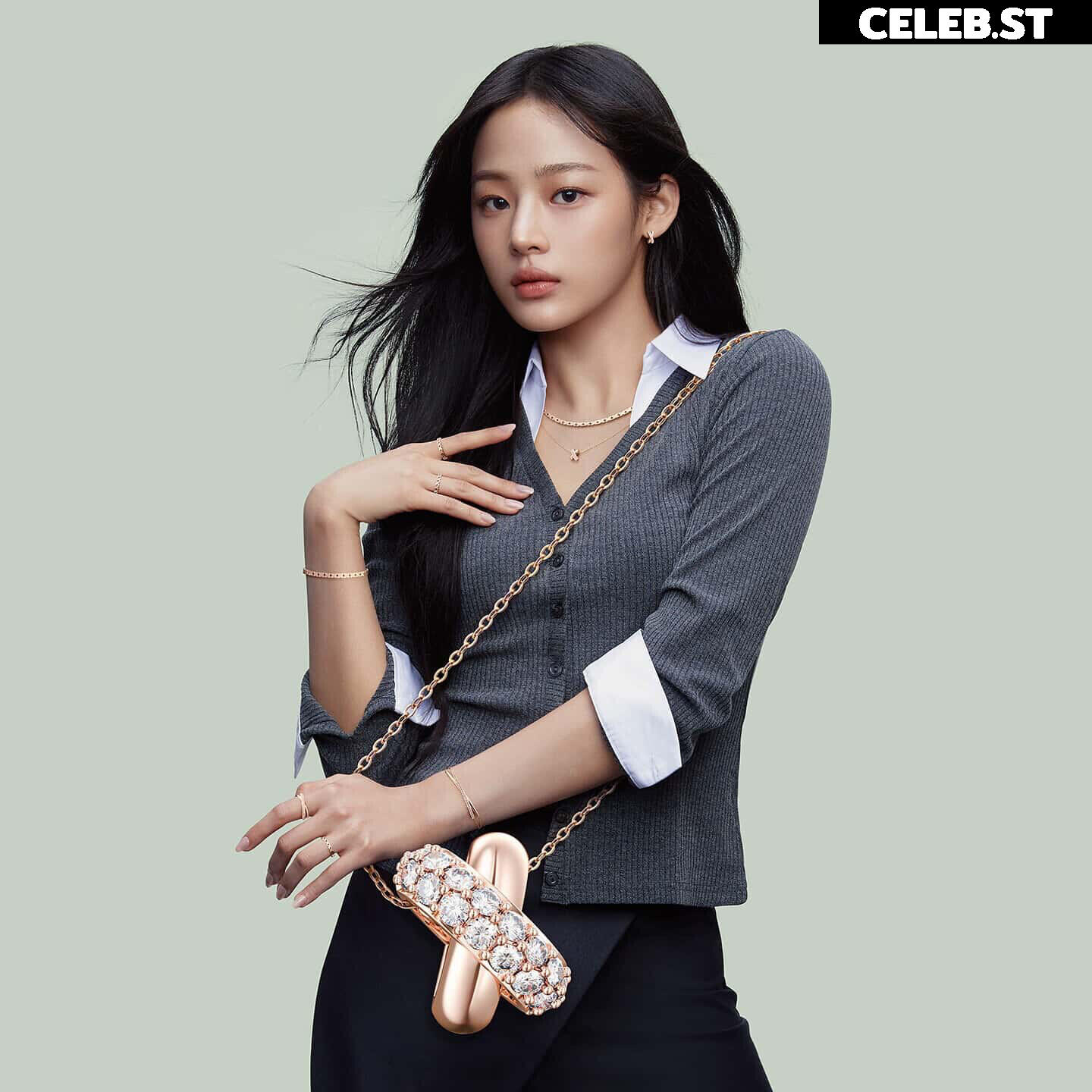 Minji (NewJeans) Image 22955889