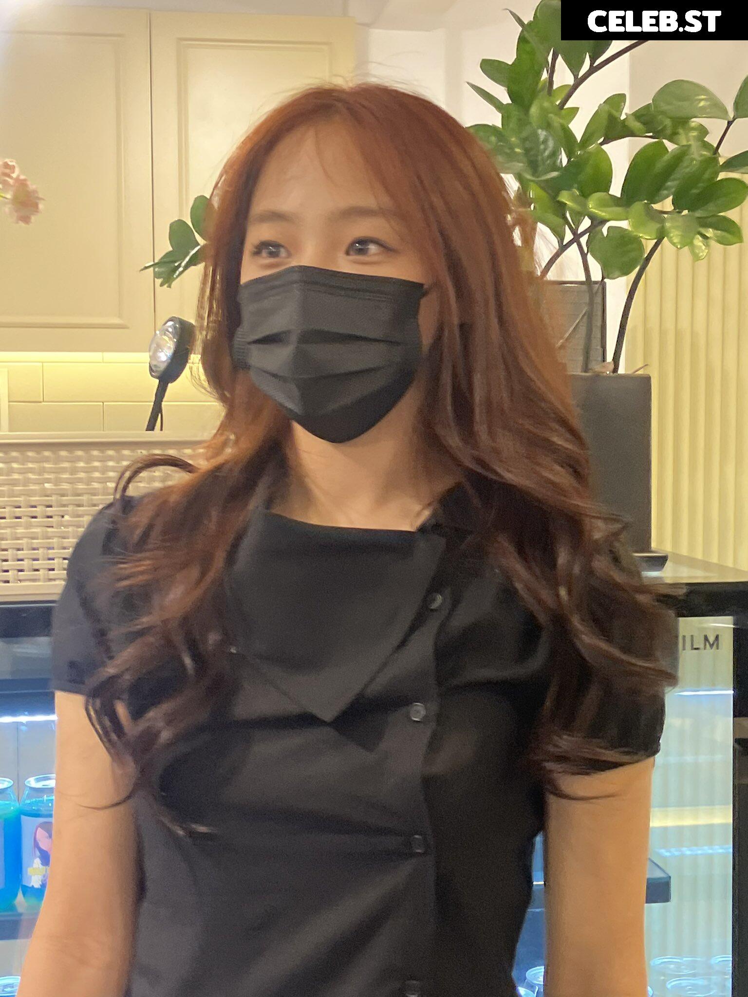 Minji (NewJeans) Image 22955834