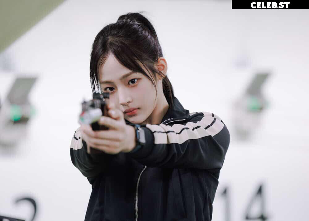 Minji (NewJeans) Image 22955864