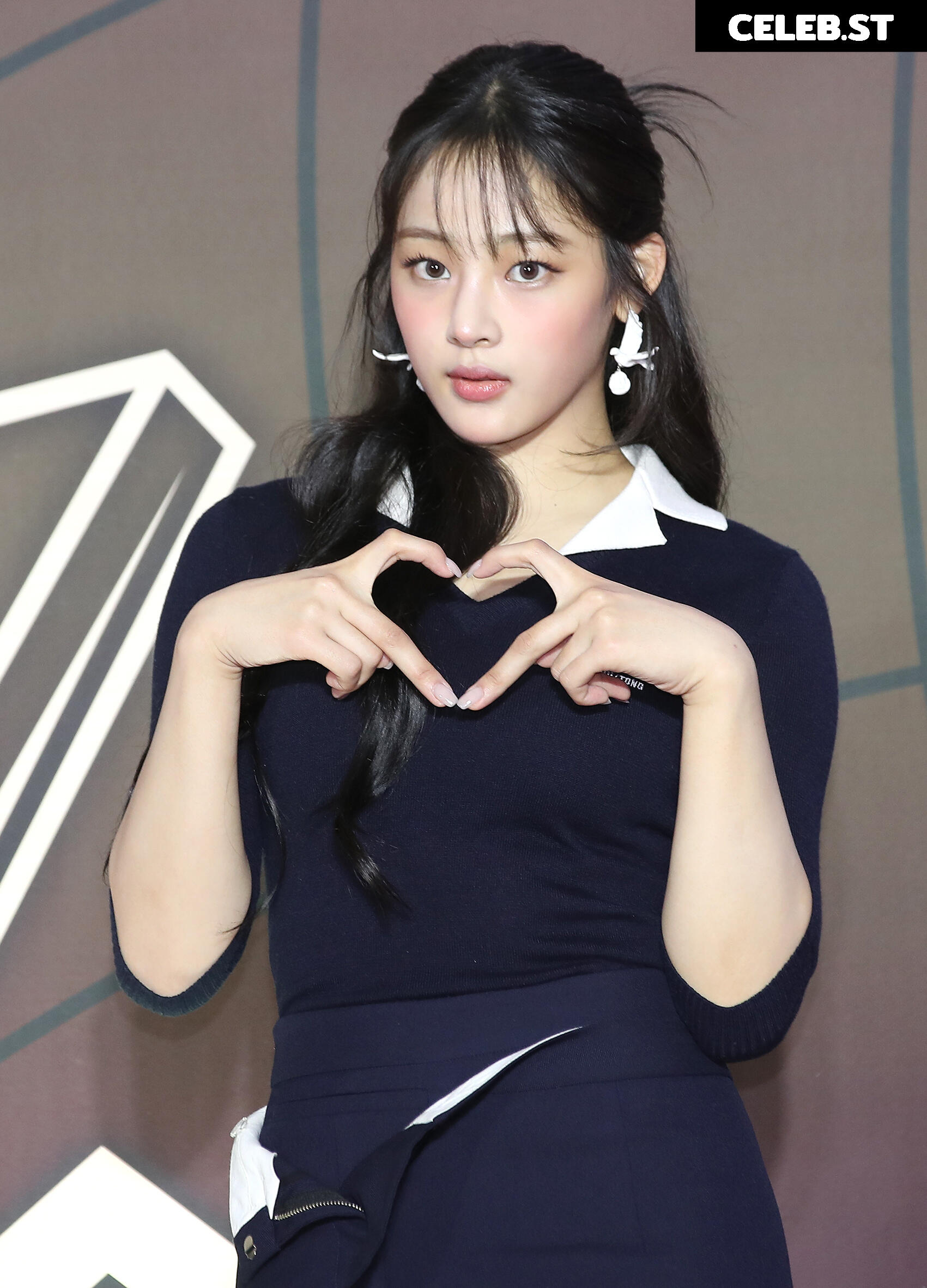 Minji (NewJeans) Image 22955581