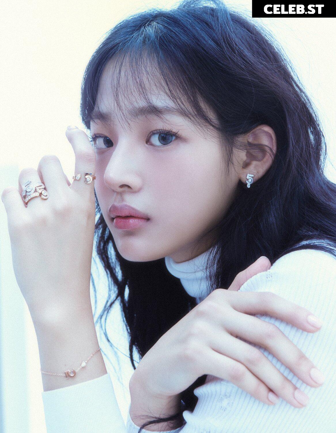 Minji (NewJeans) Image 22955547