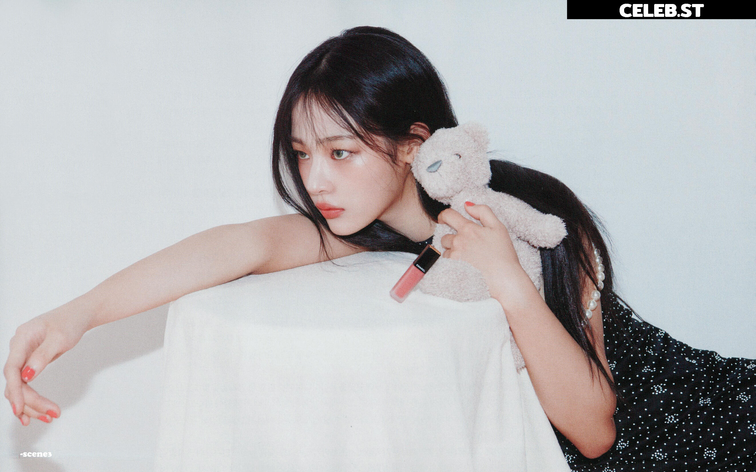 Minji (NewJeans) Image 22955435