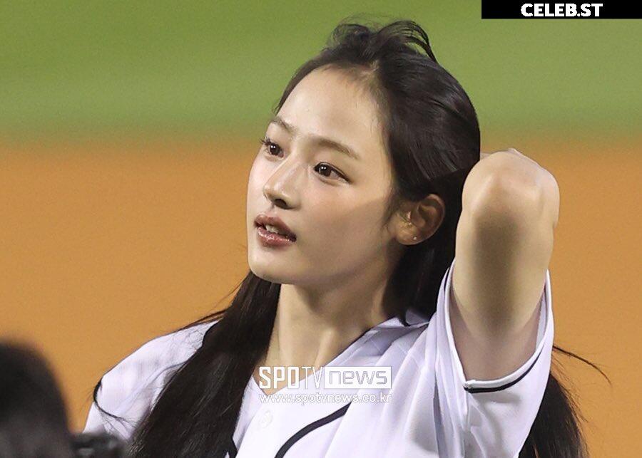 Minji (NewJeans) Image 22955439
