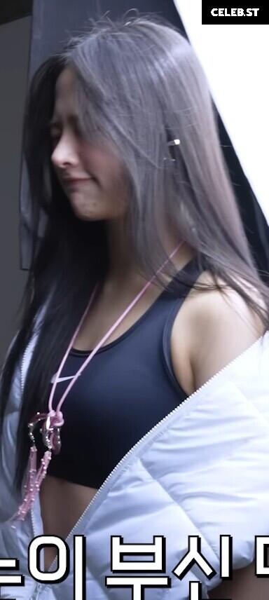 Minji (NewJeans) Image 22955714